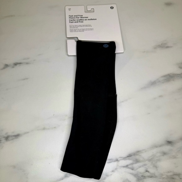 NWT Lululemon Fast and Free Fleece Ear Warmer in Black, O/S - Picture 2 of 3